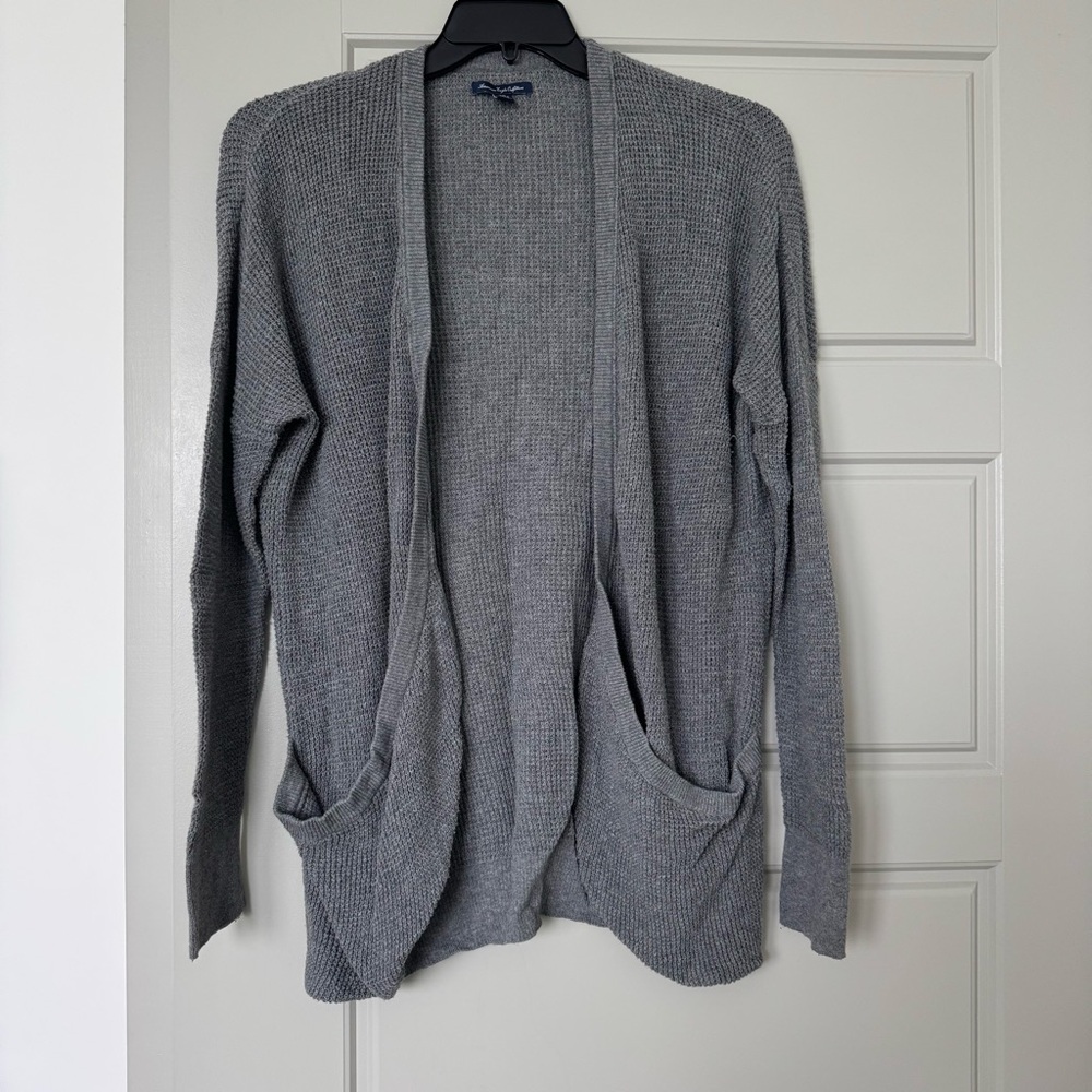 AE Gray Light Jacket/Cardigan - SIZE L
